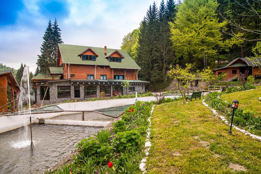 Hadar Chalet Hotell Buzău Exteriör bild